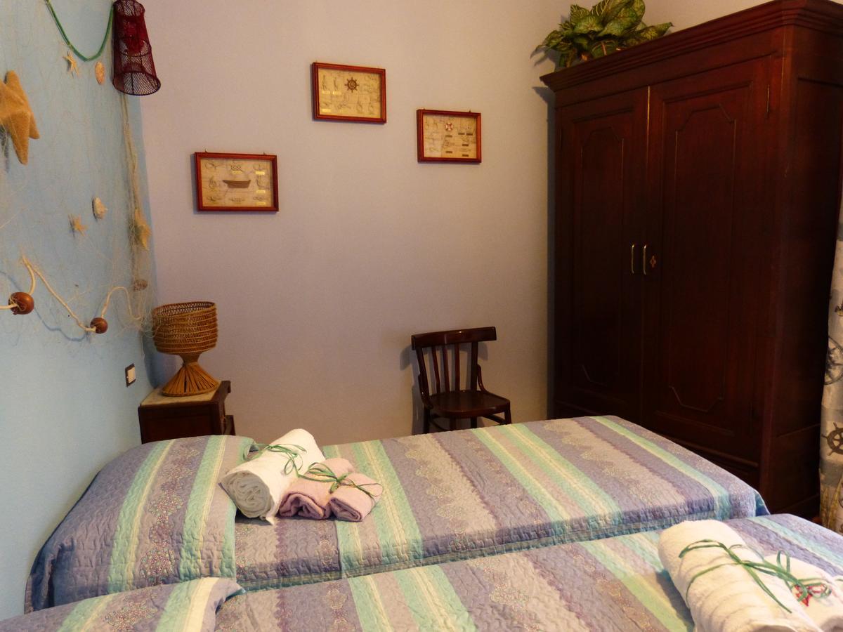 Camera Matrimoniale/Doppia con Letti Singoli con Bagno Privato
